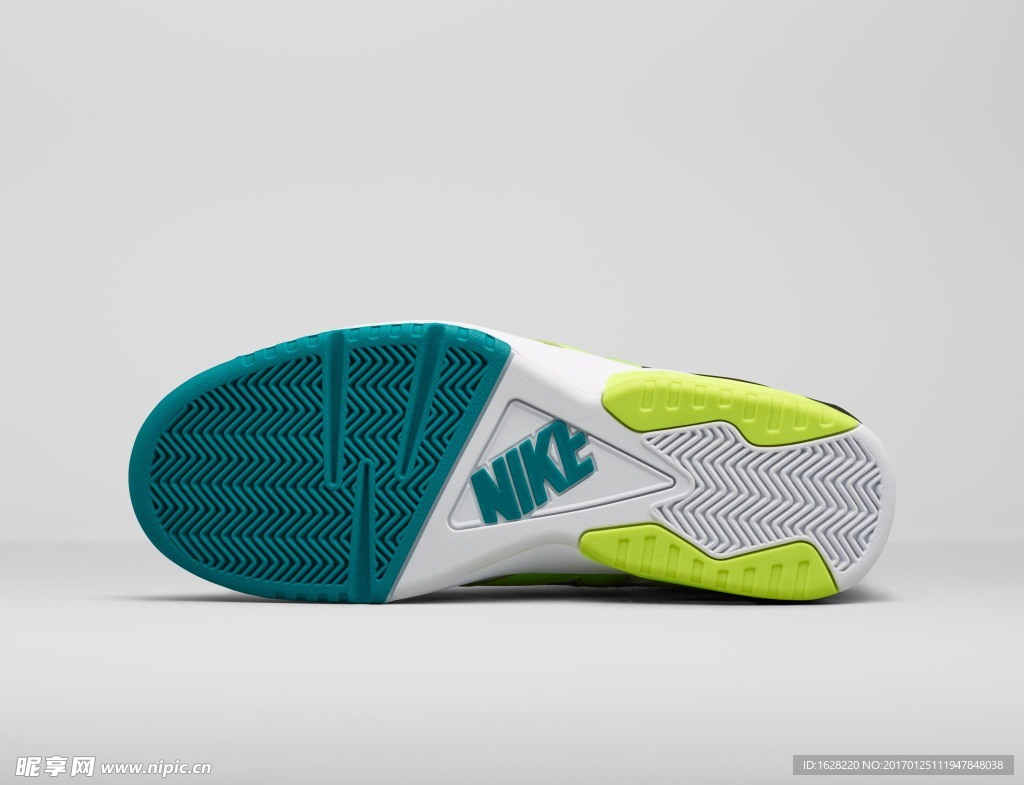 NIKE休闲运动鞋宣传广告