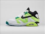 NIKE休闲运动鞋宣传广告