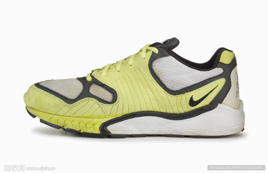NIKE休闲运动鞋宣传广告