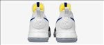 NIKE休闲运动鞋宣传广告