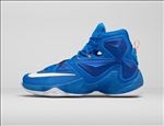 NIKE休闲运动鞋宣传广告