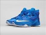 NIKE休闲运动鞋宣传广告