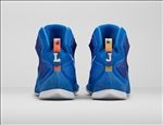 NIKE休闲运动鞋宣传广告