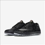 NIKE休闲运动鞋宣传广告