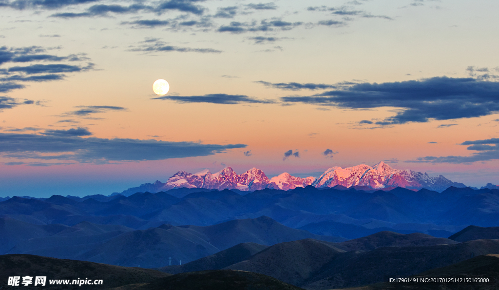 贡嘎雪山