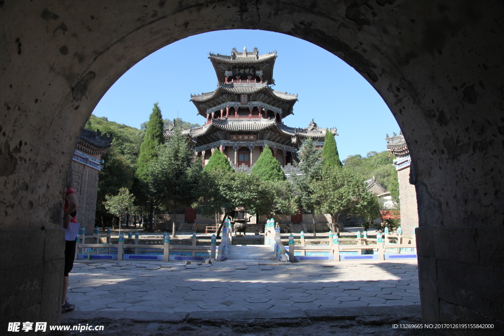 莲花山圣水寺