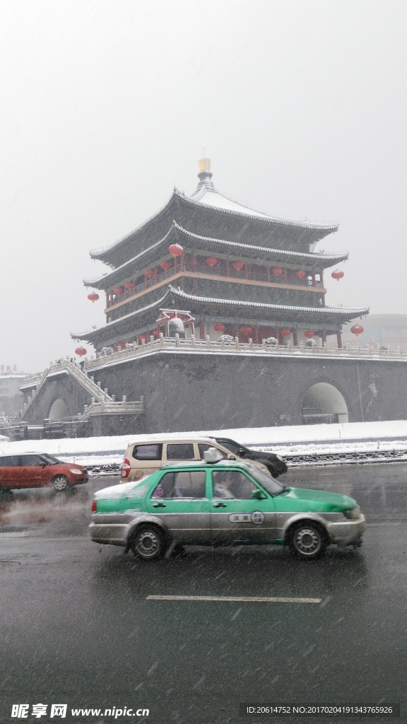 下雪天的城市