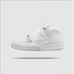 NIKE休闲运动鞋宣传广告