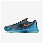 NIKE休闲运动鞋宣传广告