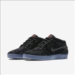 NIKE休闲运动鞋宣传广告