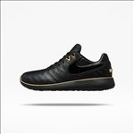 NIKE休闲运动鞋宣传广告