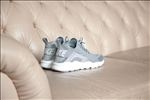 NIKE休闲运动鞋宣传广告