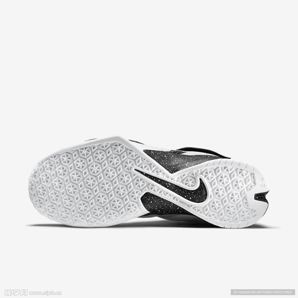 NIKE休闲运动鞋宣传广告