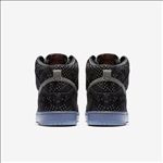 NIKE休闲运动鞋宣传广告