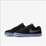 NIKE休闲运动鞋宣传广告