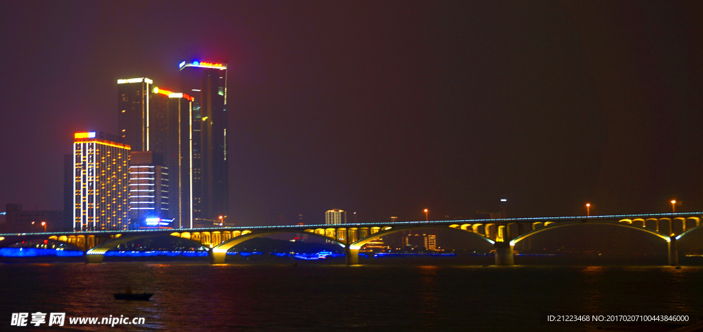 橘子洲大桥东夜景