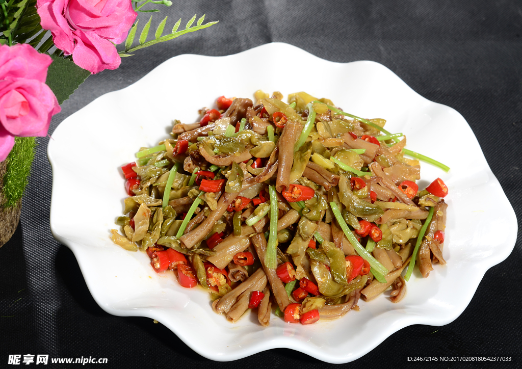 z榨菜皮炒鹅肠