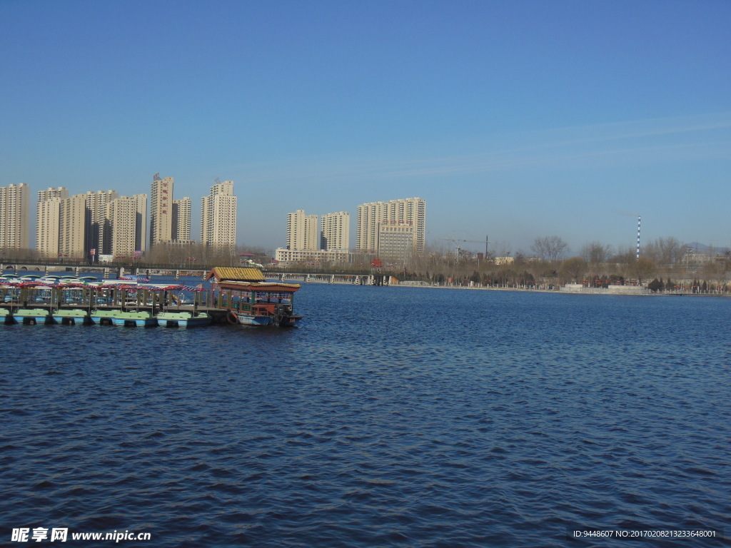 湖面风景