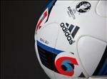 ADIDAS欧洲杯比赛用球广告