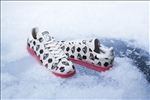 ADIDAS休闲运动鞋宣传广告