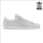 ADIDAS休闲运动鞋宣传广告
