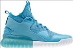 ADIDAS休闲运动鞋宣传广告