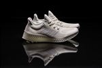 ADIDAS休闲运动鞋宣传广告