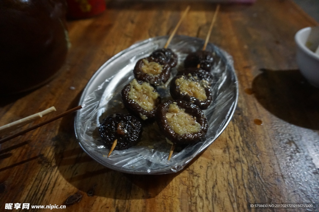 烧蘑菇