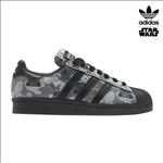 ADIDAS休闲运动鞋宣传广告