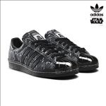 ADIDAS休闲运动鞋宣传广告