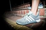 ADIDAS休闲运动鞋宣传广告