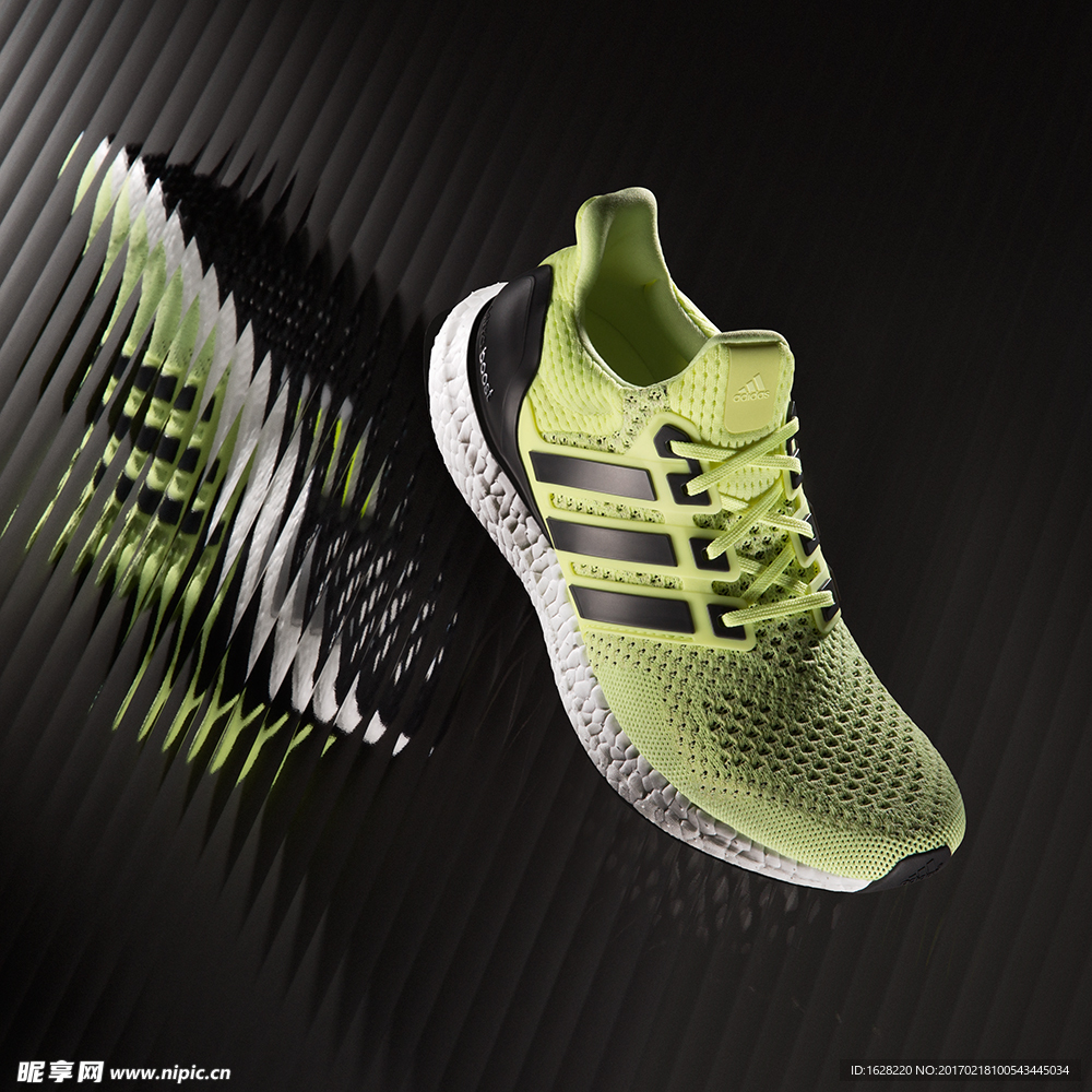 ADIDAS休闲运动鞋宣传广告