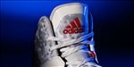 ADIDAS休闲运动鞋宣传广告