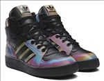 ADIDAS休闲运动鞋宣传广告