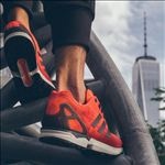 ADIDAS休闲运动鞋宣传广告