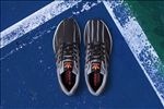 ADIDAS休闲运动鞋宣传广告