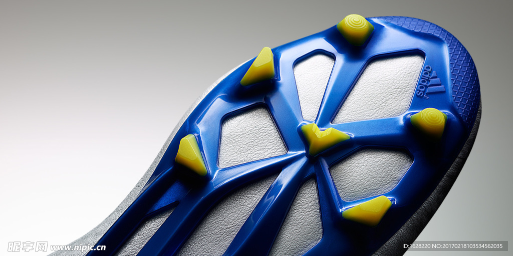 ADIDAS顶级足球鞋宣传广告