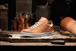 ADIDAS休闲运动鞋宣传广告