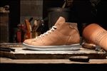 ADIDAS休闲运动鞋宣传广告