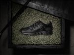 ADIDAS休闲运动鞋宣传广告