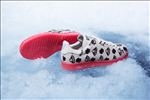 ADIDAS休闲运动鞋宣传广告