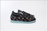 ADIDAS休闲运动鞋宣传广告