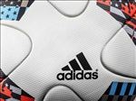 ADIDAS美职联比赛用球广告