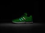 ADIDAS休闲运动鞋宣传广告