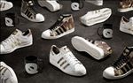 ADIDAS休闲运动鞋宣传广告