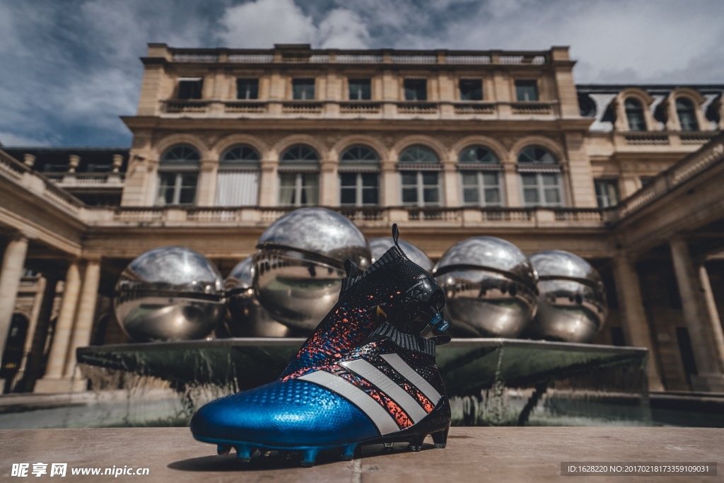 ADIDAS顶级足球鞋宣传广告