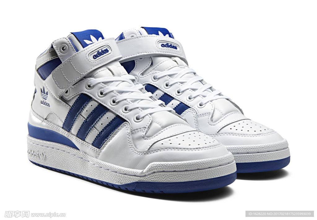 ADIDAS休闲运动鞋宣传广告