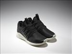 ADIDAS休闲运动鞋宣传广告