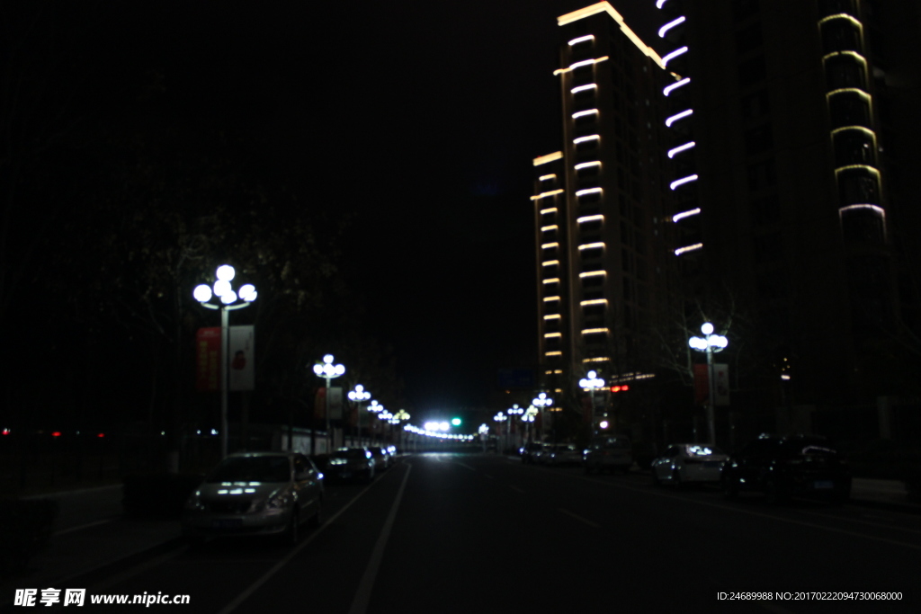 夜拍大楼外廓