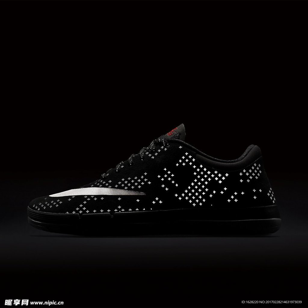 NIKE休闲运动鞋宣传广告
